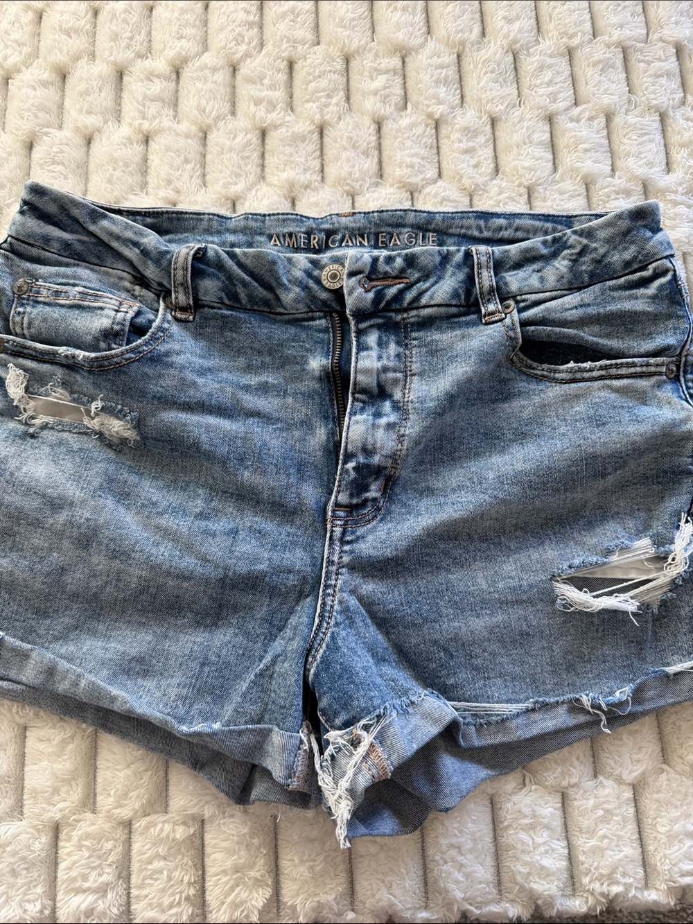 American Eagle Outfitters Distressed Denim Shorts - Light Blue Wash